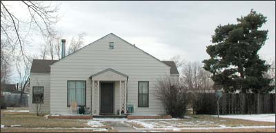 Former Houdyshell house, Pawnee Rock. Photo copyright 2005 by Leon Unruh.