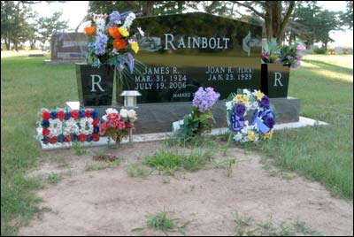Jim Rainbolt's grave marker. Photo copyright 2008 by Leon Unruh.