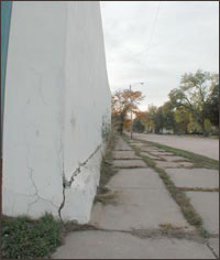 Ledge on north side of the building that held the Hixon and Carris grocery stores and the American Legion. Photo copyright 2003 Leon Unruh.