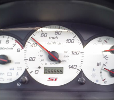 Leon's odometer at 55555 miles. Photo copyright 2009 by Leon Unruh.