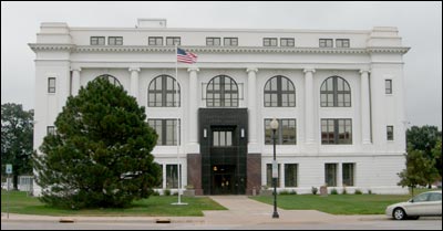 Barton County Courthouse, August 2006. Photo copyright 2006 by Leon Unruh.