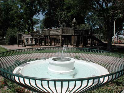 Fountain in Burlington, Colorado. Photo copyright 2006 by Leon Unruh.