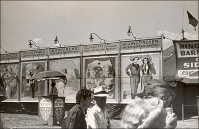 Ringling Bros. ∧ Barnum and Bailey Circus in Great Bend, August 29, 1947. Photo by Dean Ross.