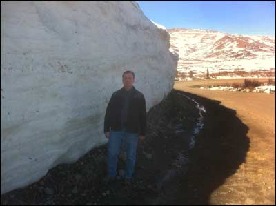 Snow remaining on April 24, 2011, about mile 20 of the park road in Denali National Park. Photo copyright 2011 by Sam Unruh.
