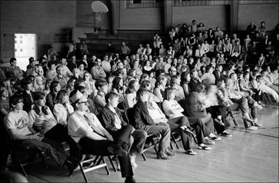 Pawnee Rockers attend a magic show in 1974. Photo copyright 1974 by Leon Unruh.