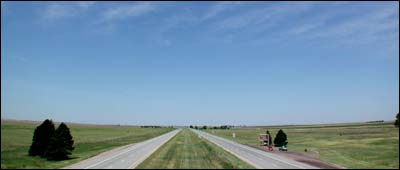 Looking from Kansas into Colorado. Photo copyright 2008 by Leon Unruh.