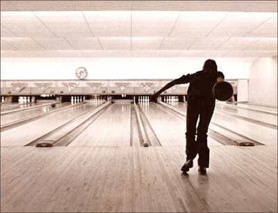 Walnut Bowl, Great Bend. Photo copyright 1974 by Leon Unruh.