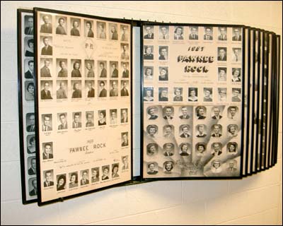 Class photos at Pawnee Rock High School, 2006. Photo copyright 2008 by Leon Unruh.